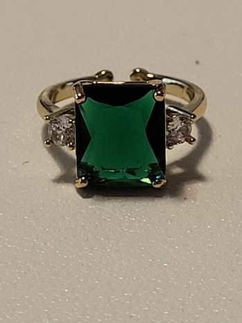 Bague en acier inoxydable doré, ajustable pierre carrée zircon vert