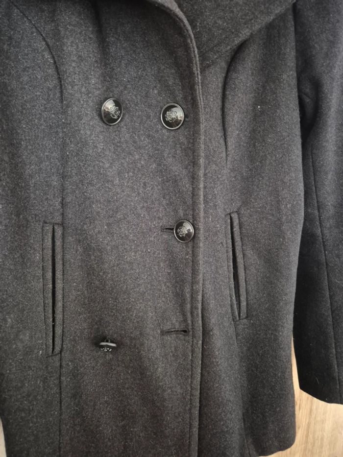 Manteau gris a bouton Camaïeu - photo numéro 3