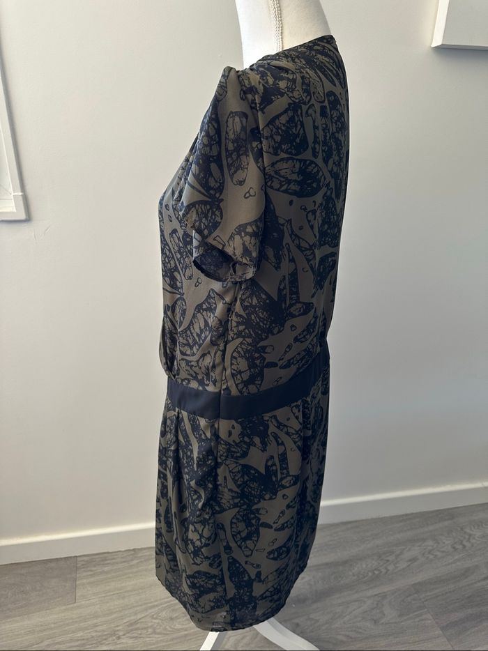 Robe bariolée kaki et noir Elora T40 L - photo numéro 4