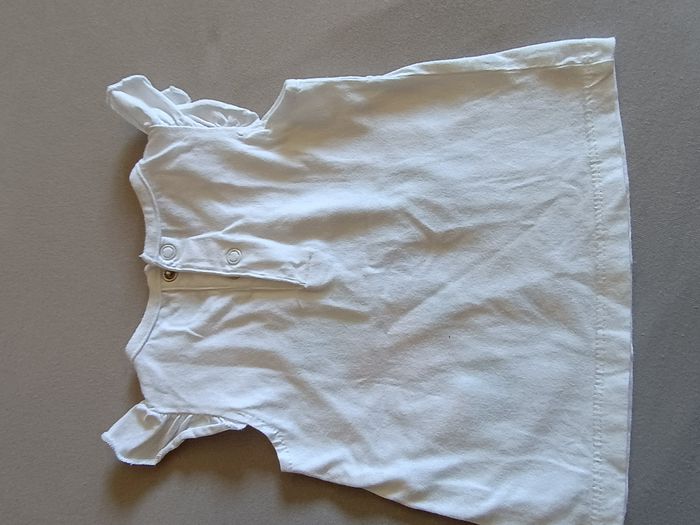 DISNEY Baby 6 mois Taille 6 mois / 68 cm · Très bon état - photo numéro 3