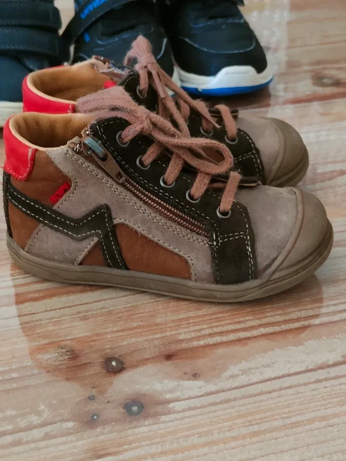 Lot chaussures garçon - photo numéro 3