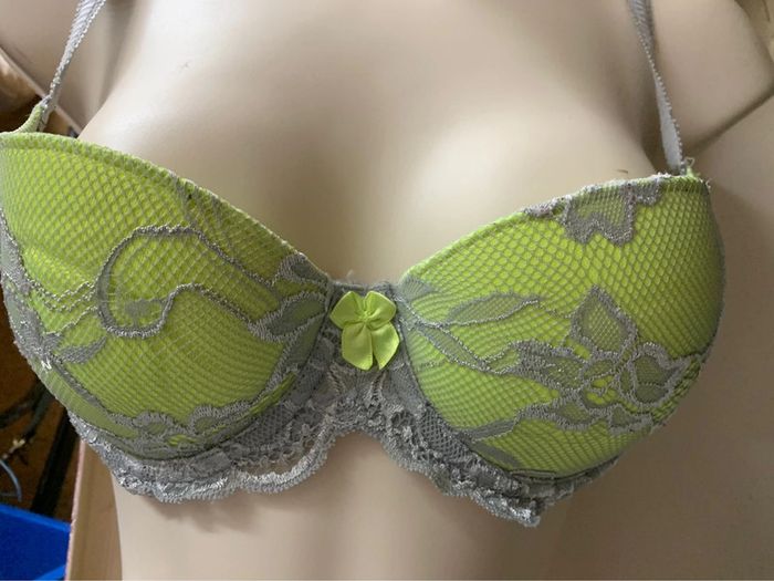 Soutien gorge - photo numéro 6