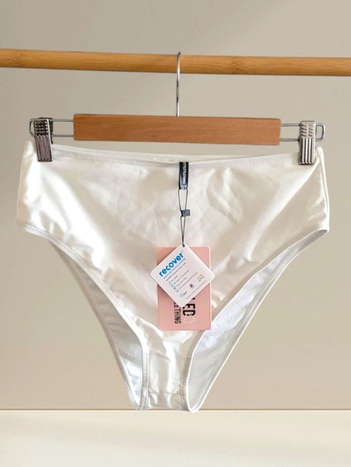 Bas de bikini Pretty Little Thing Taille 38 - photo numéro 2