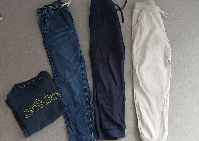Pantalons + t-shirt adidas  10 ans