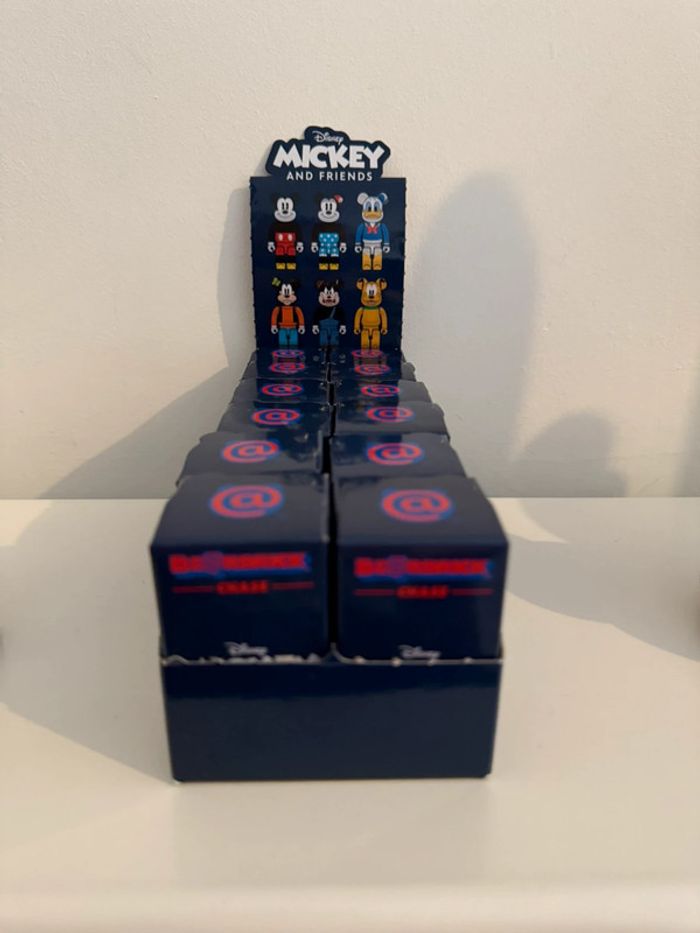 Bearbrick Disney Mickey and friend - photo numéro 4