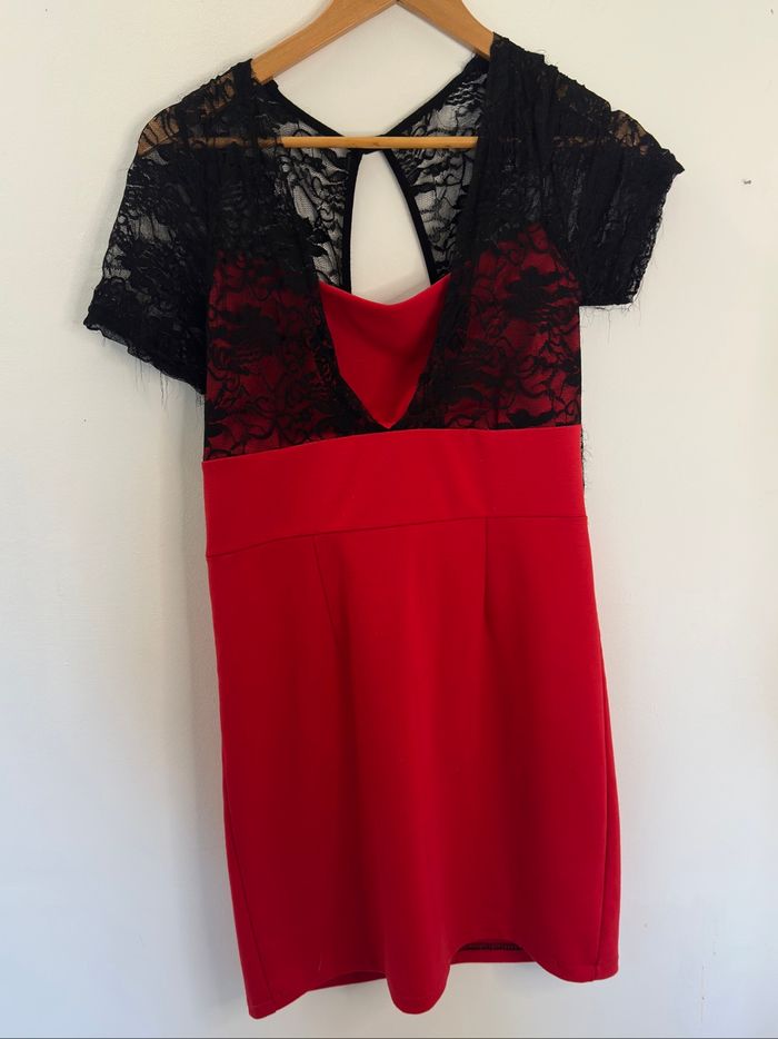Robe chic Taille 40 peu portée - photo numéro 4