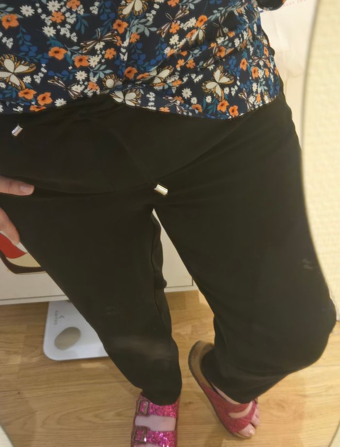 Pantalon noir à taille élastiquée T.44 Primark - photo numéro 8