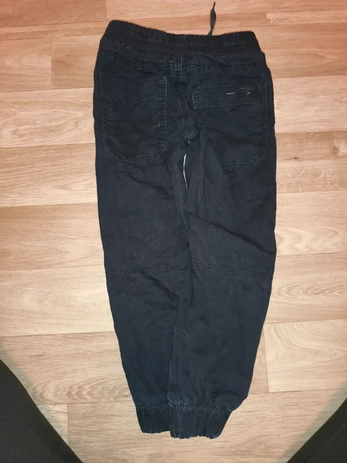 Jogging taille 6 ans marque Kiabi - photo numéro 2