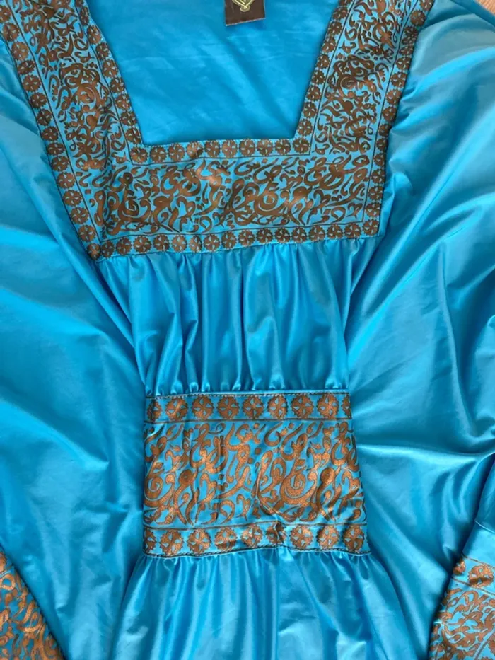 Robe longue - photo numéro 2