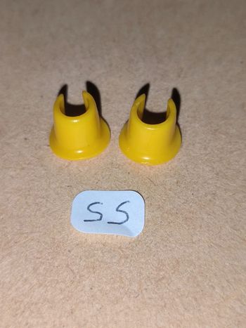 Playmobil vintage 2 guêtres jambières jaunes