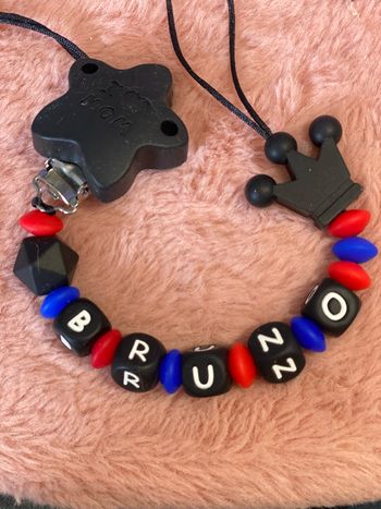 Attache tétine i love mom