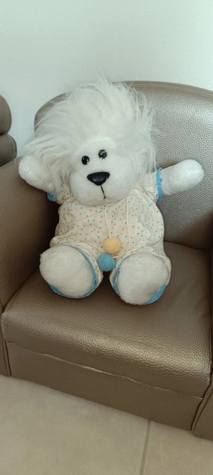 Ajena lion blanc collector rare