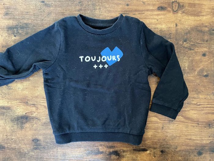 Sweat noir « Toujours plus »