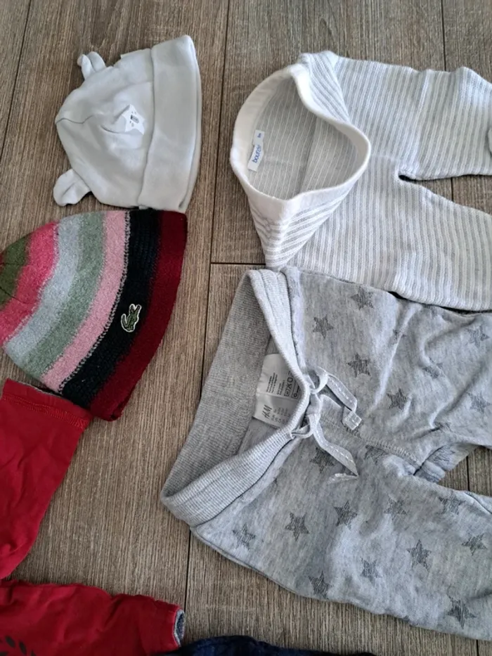 Lot vêtements hiver garcon 1 mois - photo numéro 3
