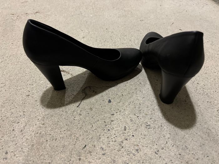 Escarpins noirs - photo numéro 4