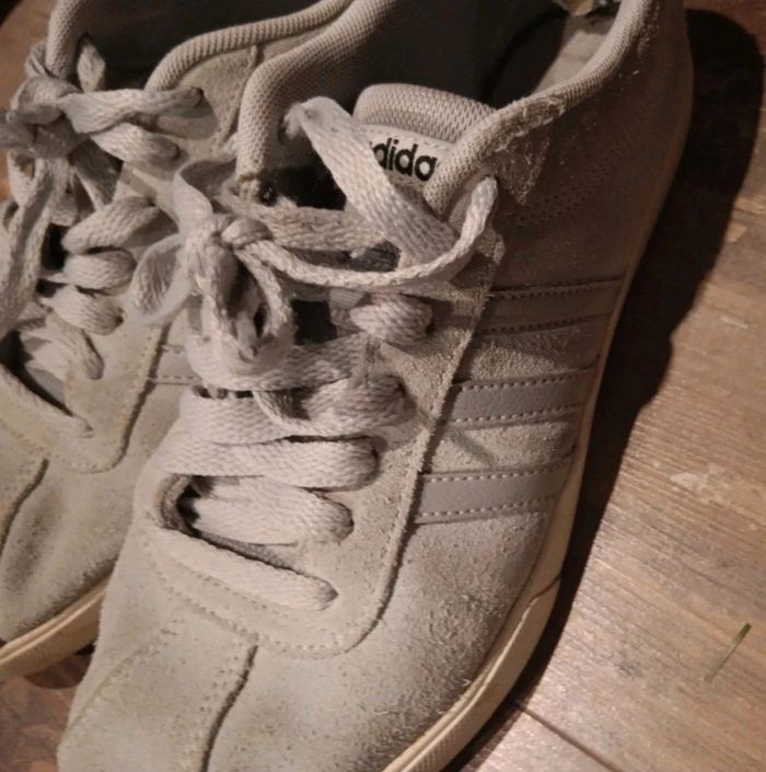 Basket adidas - photo numéro 3