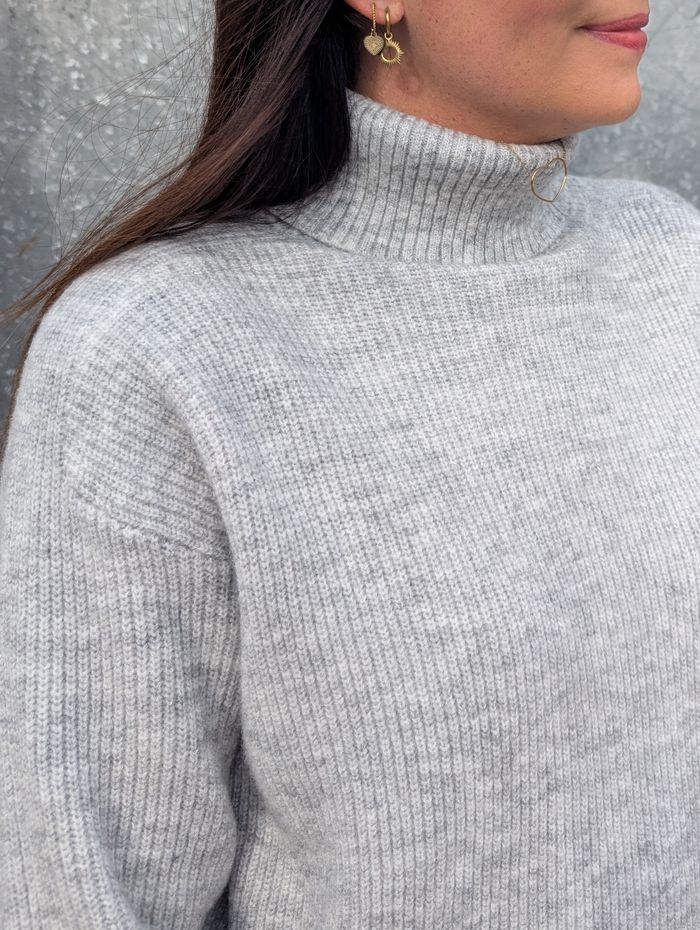 Pull oversize à col roulé St Malo gris
Taille unique - photo numéro 4