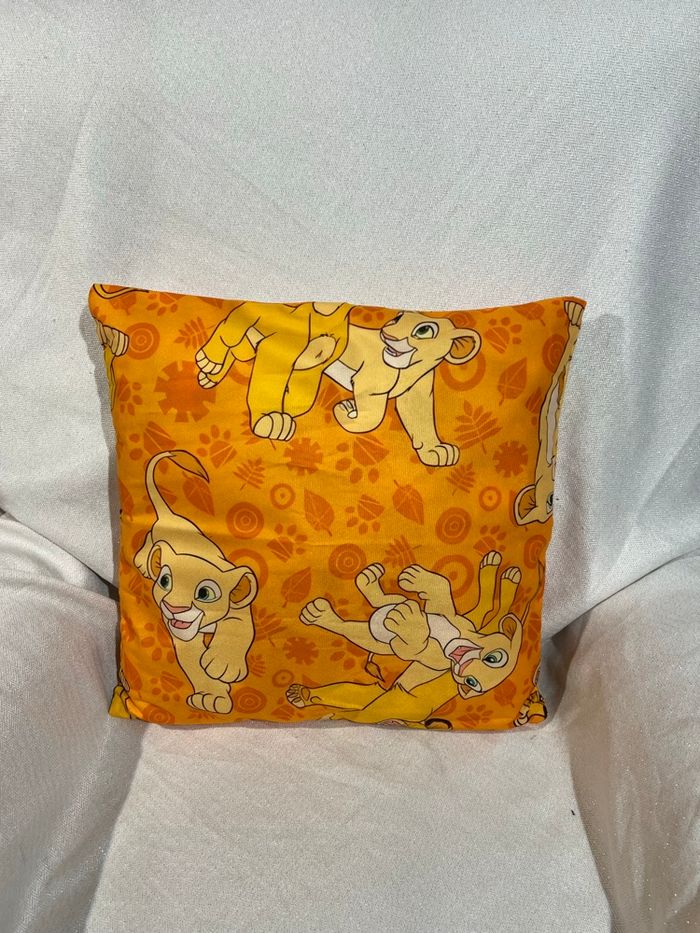 Coussin roi lion - photo numéro 3