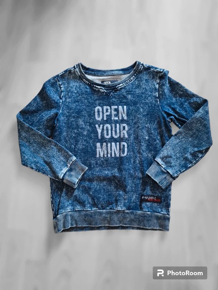 Pull garçon - photo numéro 2