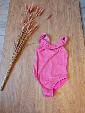 Maillot de bain rose fushia primark 4/5 ans