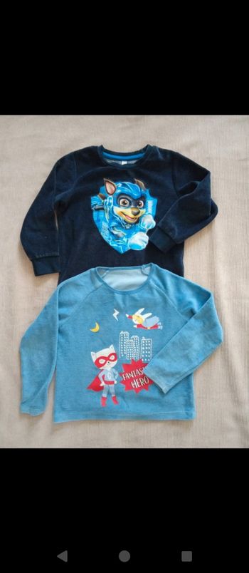 Lot 2  haut  pyjama