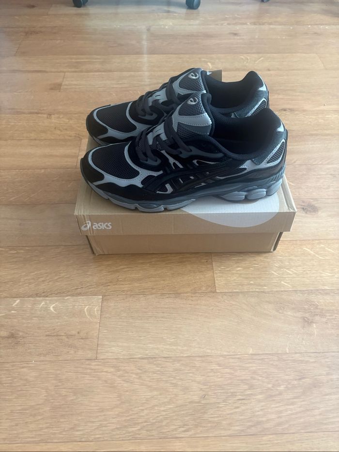 Asics gel nyc noir taille 42 neuf - photo numéro 4