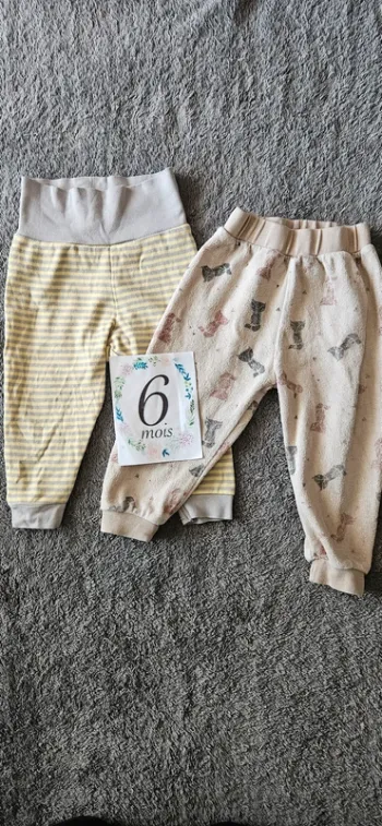 Lot 2 bas pyjama 6 mois