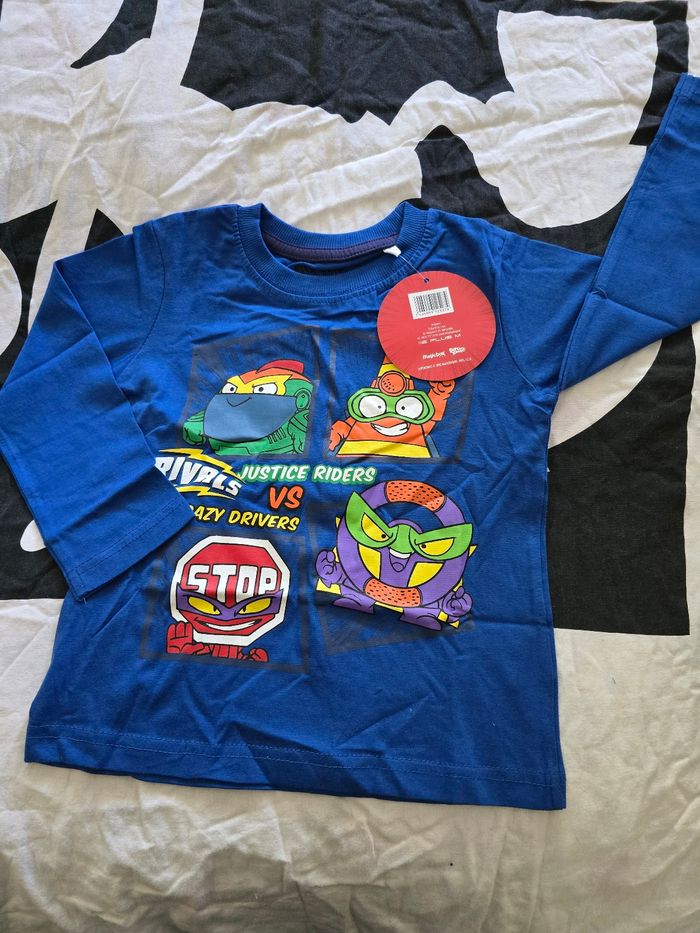 T-shirt superthings 4ans