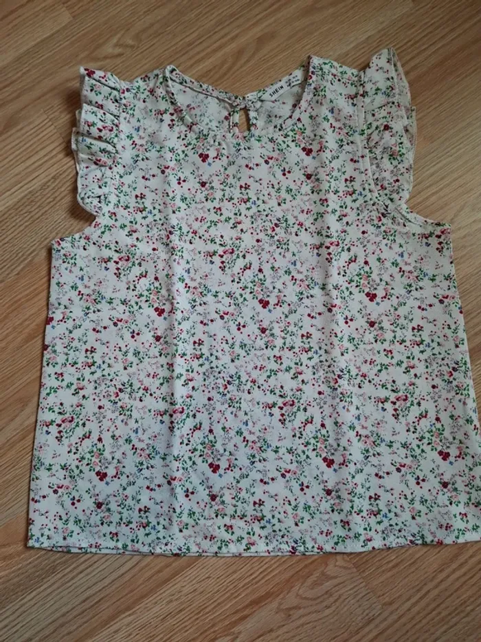 Haut fleuri