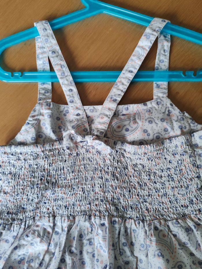 Lot de 2 robes 8 ans - photo numéro 2