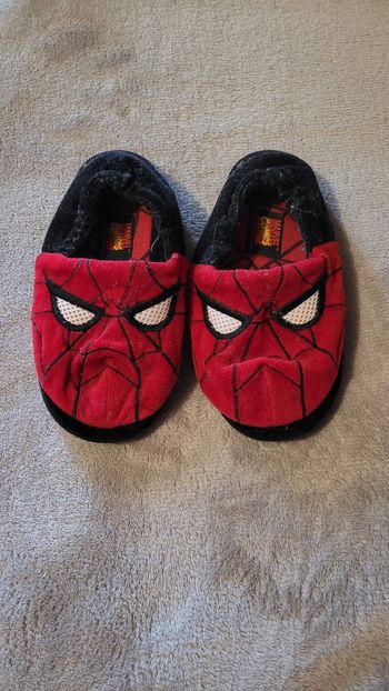 Chausson Spiderman pointure 32