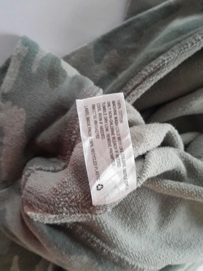 Sweat camouflage Universal Thread - photo numéro 4