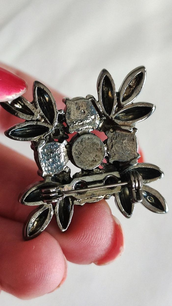 Broche strass - photo numéro 5