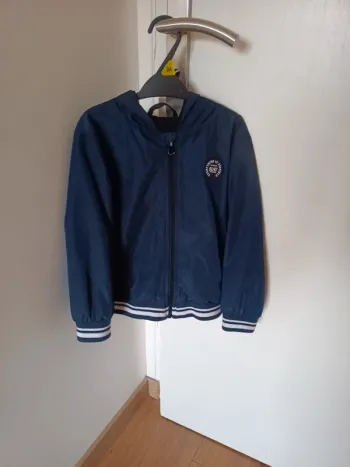 Coupe vent zippé 5 ans à capuche