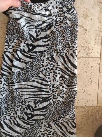 Robe bustier à sequins et motifs zèbres et léopard noir et blanc