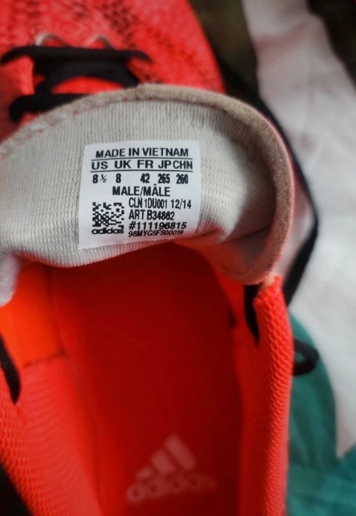 Chaussures à crampons taille 42 - photo numéro 4