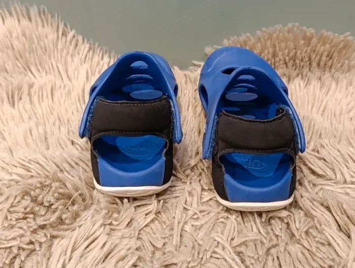 Sandales Nike enfant - photo numéro 4