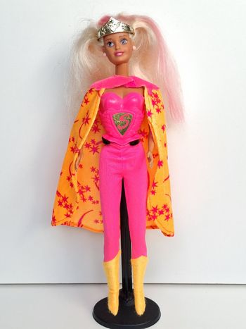 Poupée hasbro vintage Super sindy 
