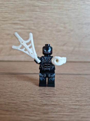 Figurine type lego Vénom Spiderman Marvel