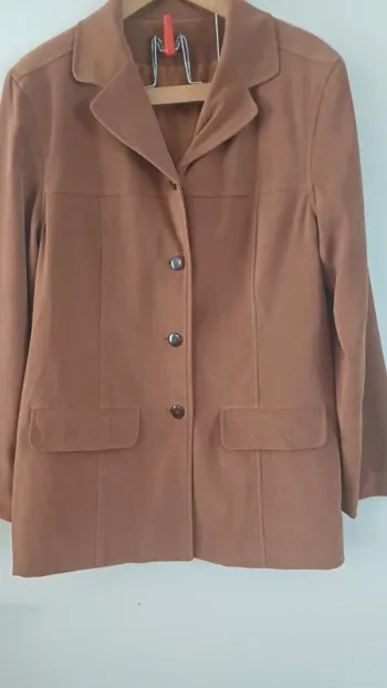 Veste 3/4  suédine taille 42