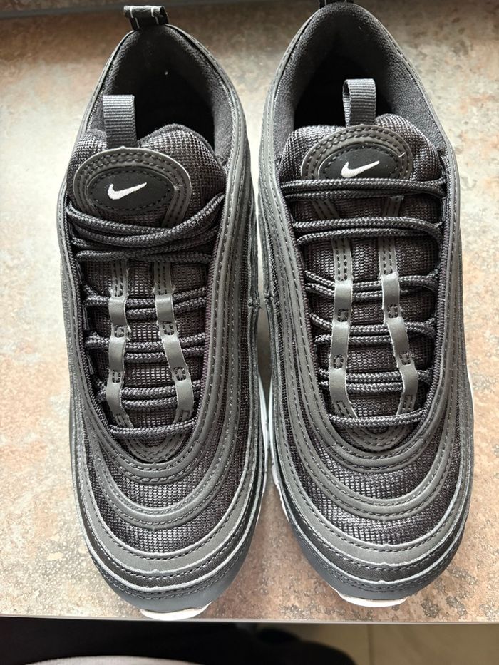 Air Max 97 taille 38,5 - photo numéro 5