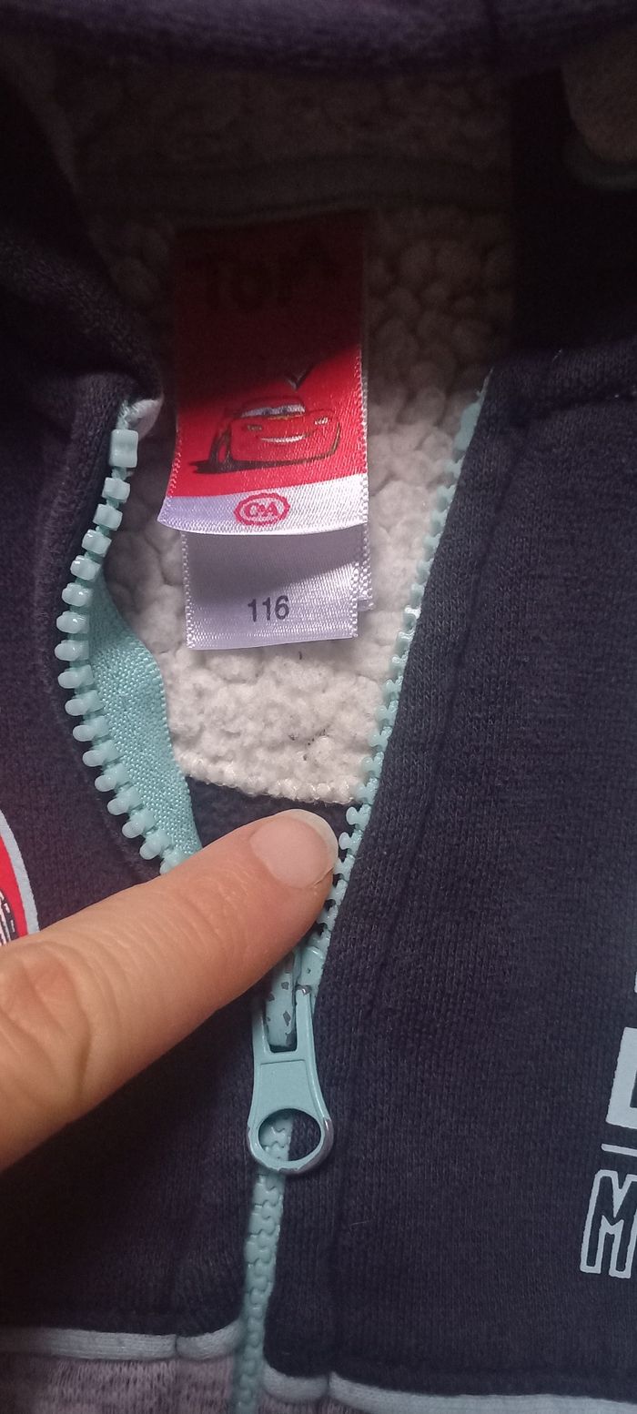 Veste Cars 6 ans - photo numéro 2