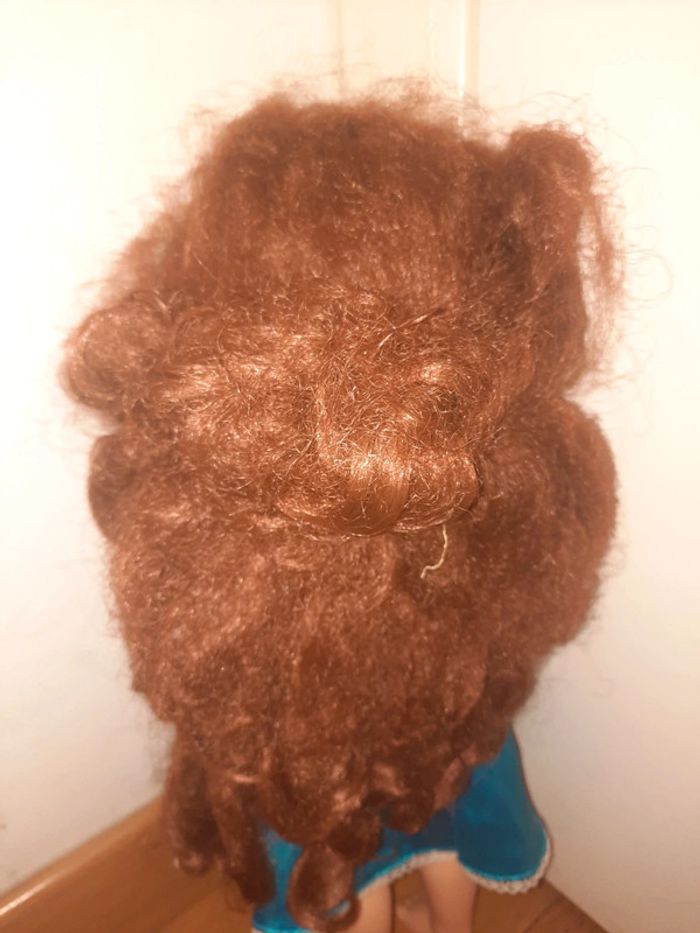 Poupee aminator disney store belle - photo numéro 3