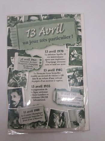Carte postale avec son enveloppe. 
11,5x17cm.
NEUVE.
13 avril