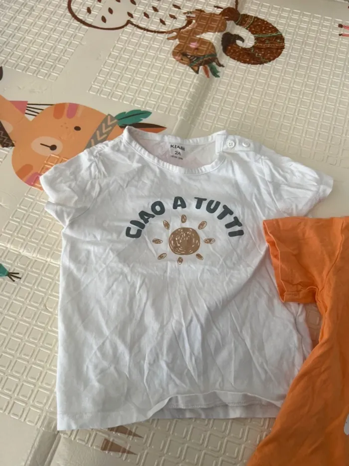 Lot de t-shirts Kiabi taille 2 ans (92 cm) en très bon état. - photo numéro 4