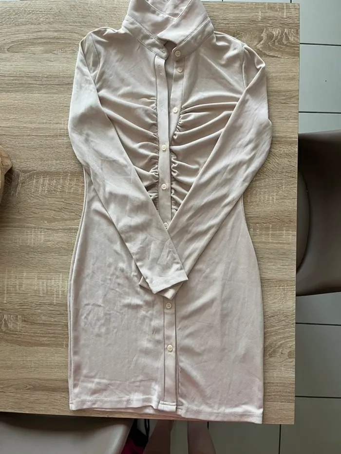 Robe manches longue