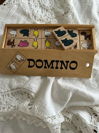 Grand domino animaux en bois