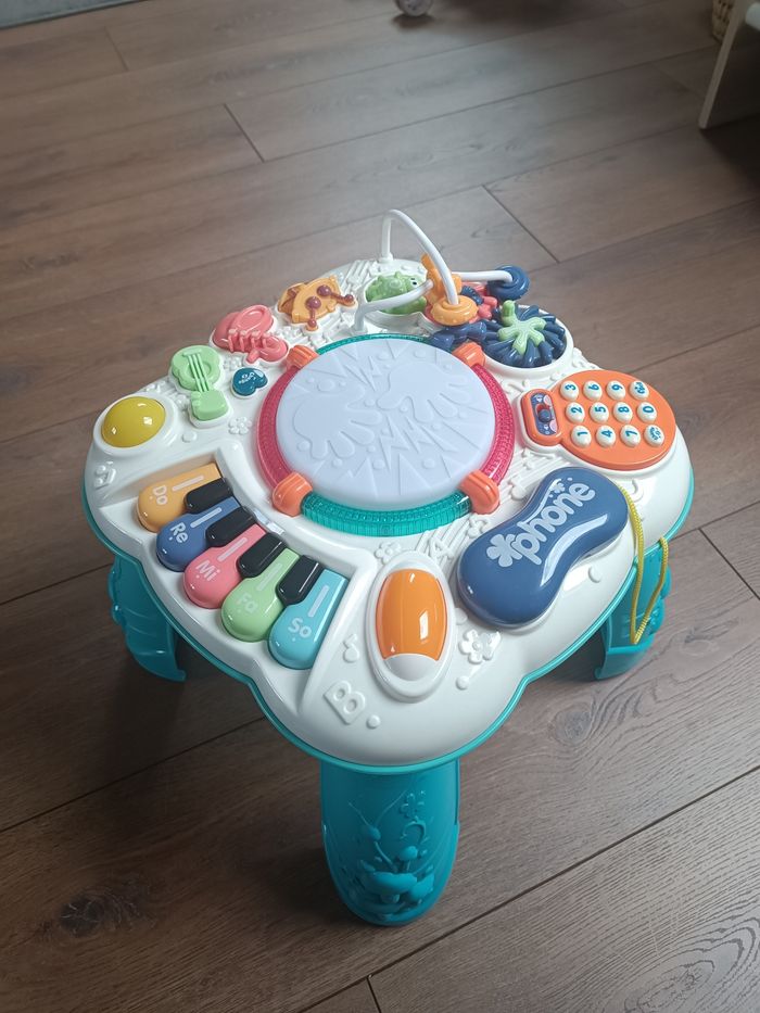 Table d'activités - photo numéro 2