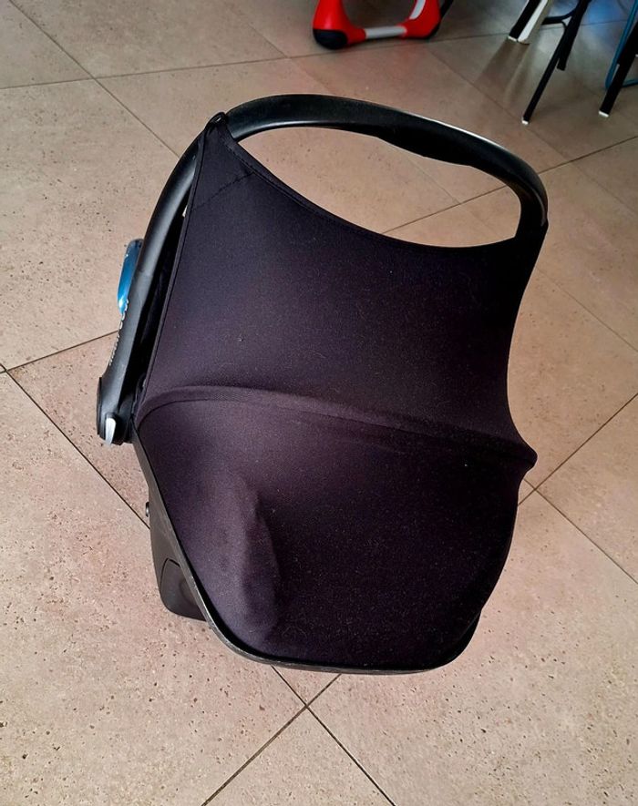 Maxi-cosi - photo numéro 2