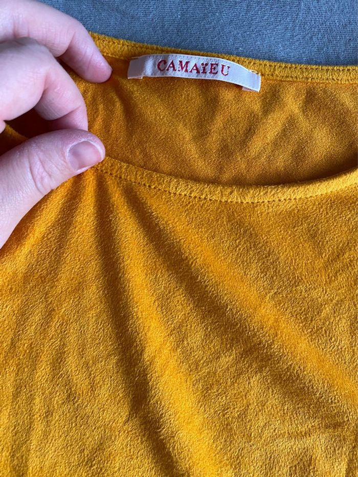 T shirt jaune moutarde peau de pêche - photo numéro 2